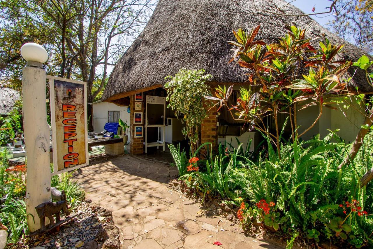 Victoria Falls Backpackers Lodge Exteriér fotografie